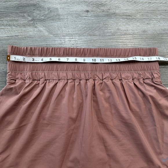 Nike Women's Dri-Fit Skort in Mauve - Picture 8 of 9